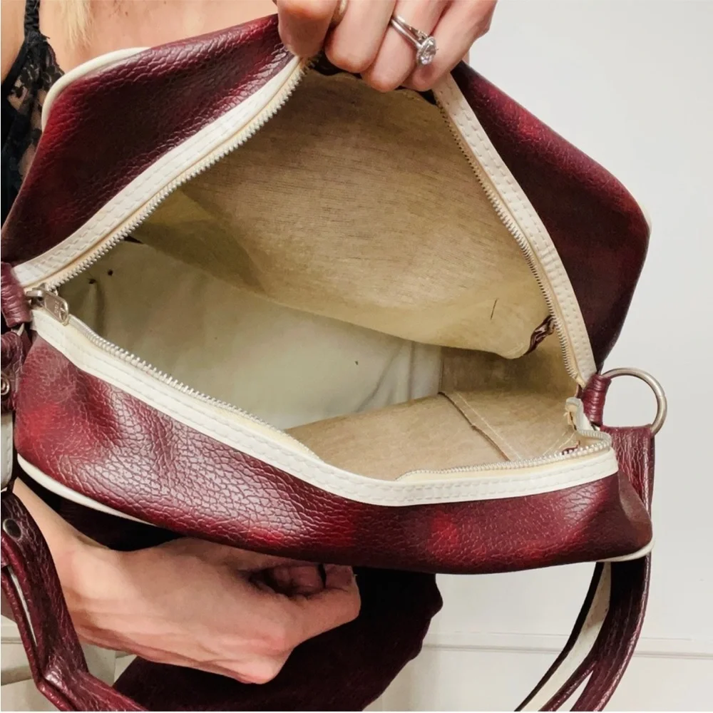 VINTAGE | Burgundy Duffel Faux Leather Travel Bowling Bag - Picture 4 of 9